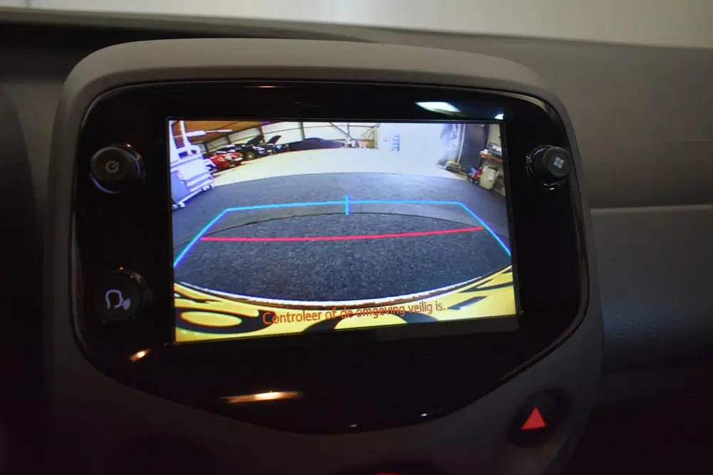 Peugeot 108 1.0 e-VTi Active Camera AppleCarplay (bj 2 uit 2021, foto 2