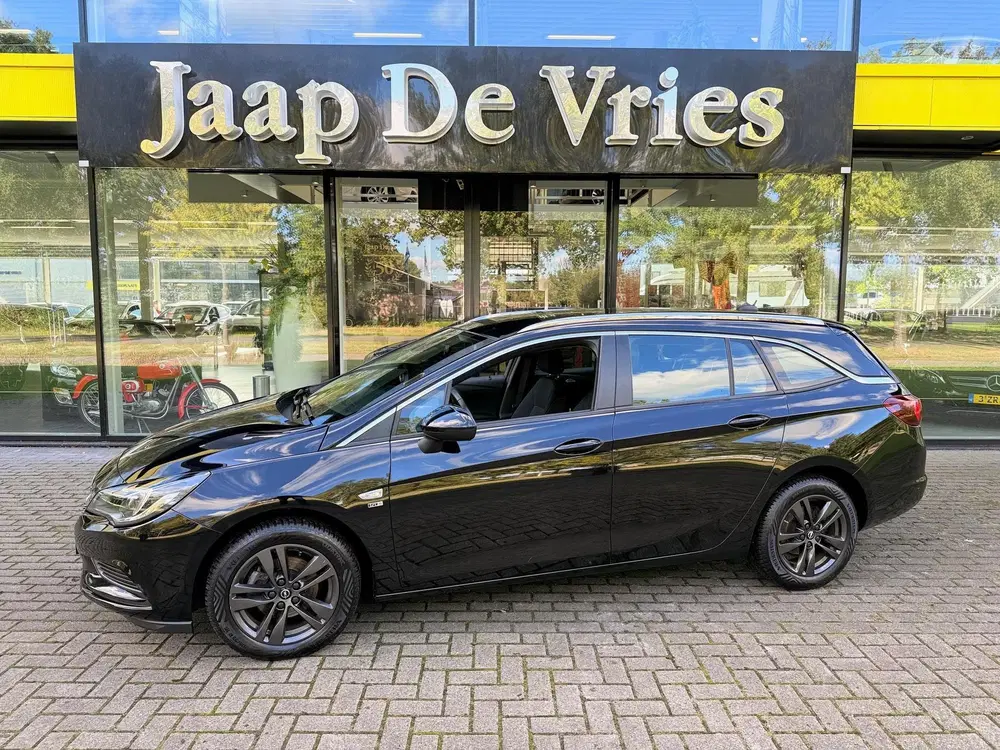 Opel Astra 1.0 Turbo 120 Jaar Edition uit 2019, foto 2