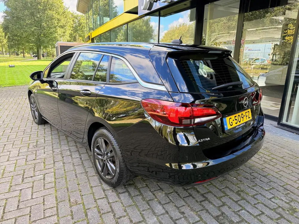 Opel Astra 1.0 Turbo 120 Jaar Edition uit 2019, foto 3