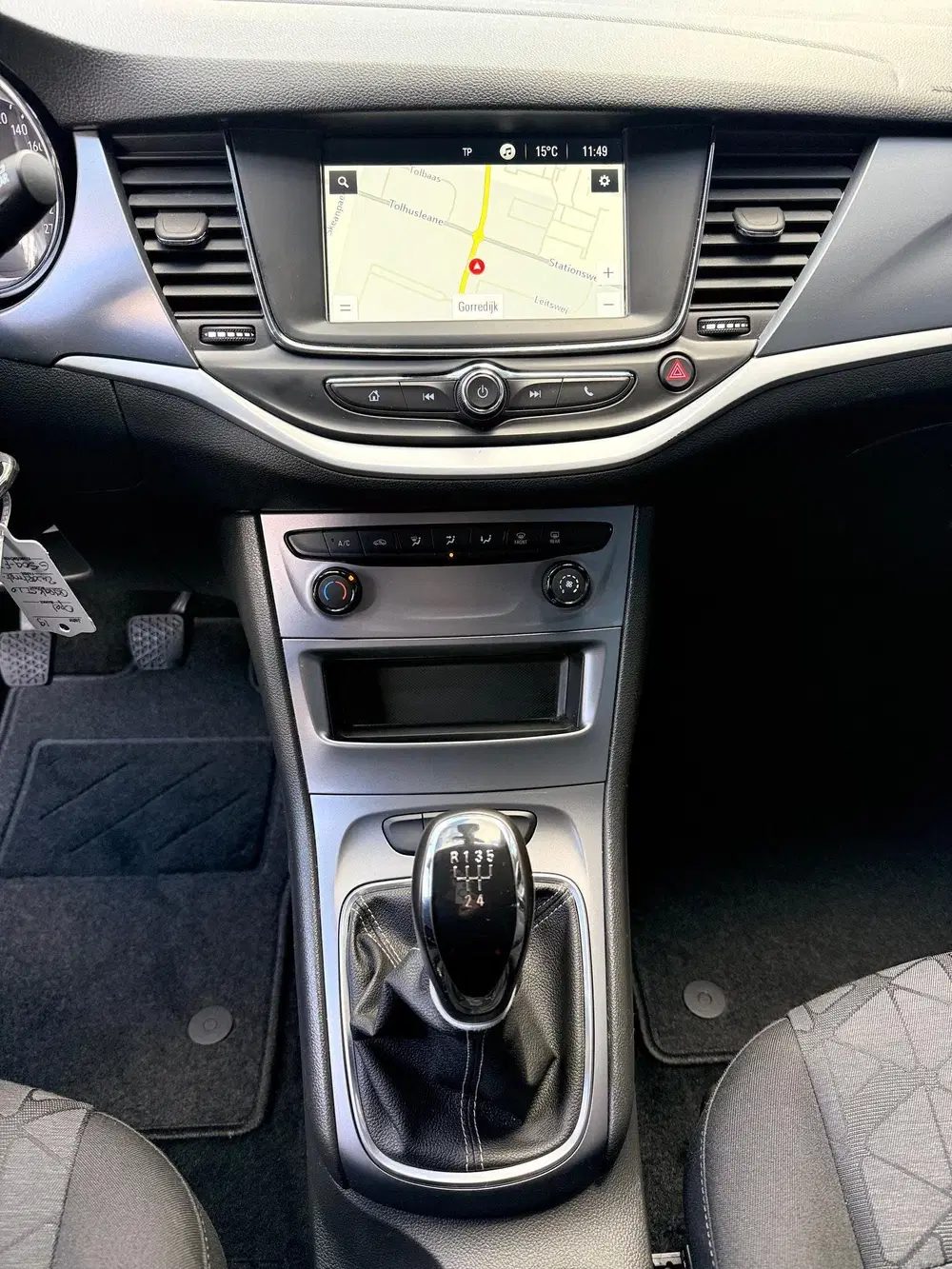 Opel Astra 1.0 Turbo 120 Jaar Edition uit 2019, foto 6