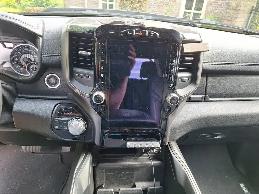 Dodge RAM 5.7 V8 4x4 Crew Cab Laramie uit 2020, foto 8