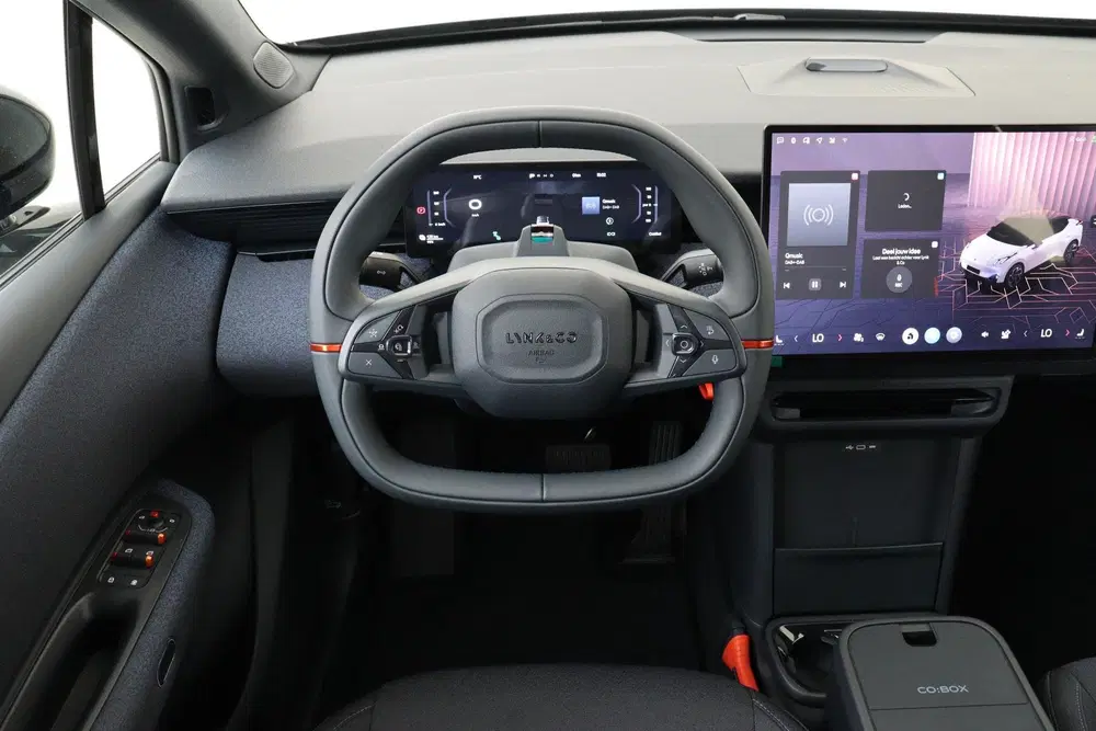 Lynk & Co 02 BUSINESS EDITION 66 kWh *NIHAM uit 2026, foto 2