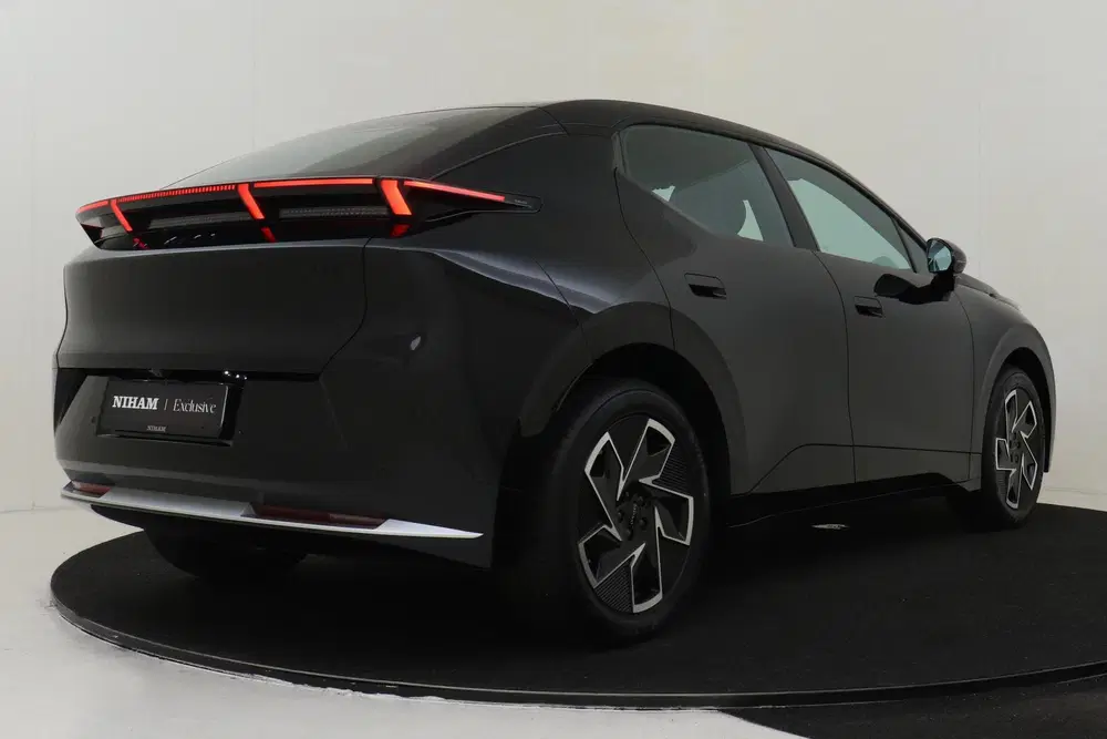 Lynk & Co 02 BUSINESS EDITION 66 kWh *NIHAM uit 2026, foto 3