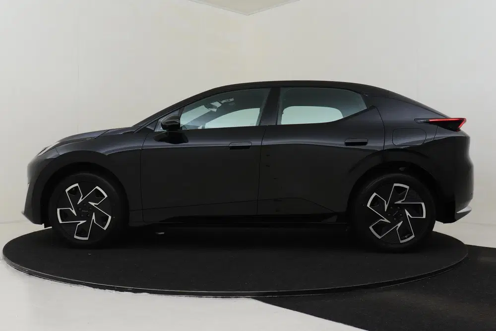 Lynk & Co 02 BUSINESS EDITION 66 kWh *NIHAM uit 2026, foto 7