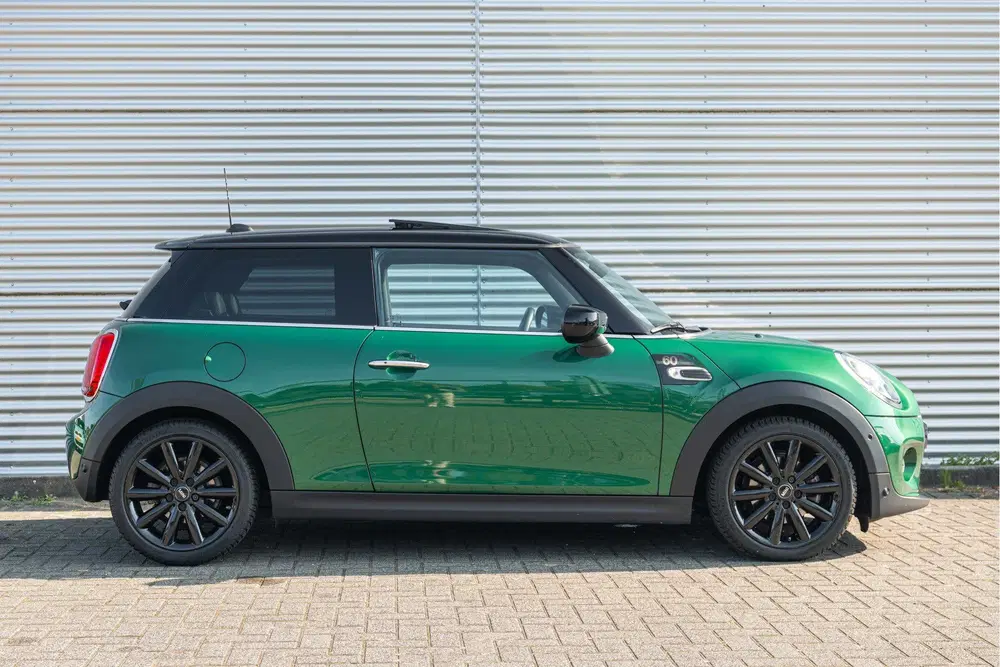 Mini Hatchback Cooper Automaat uit 2020, foto 4