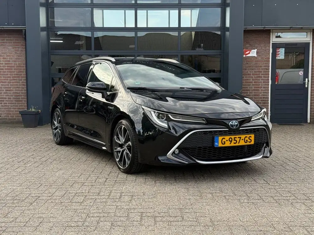 Toyota Corolla 2.0 Hybrid Executive N.A.P. uit 2019