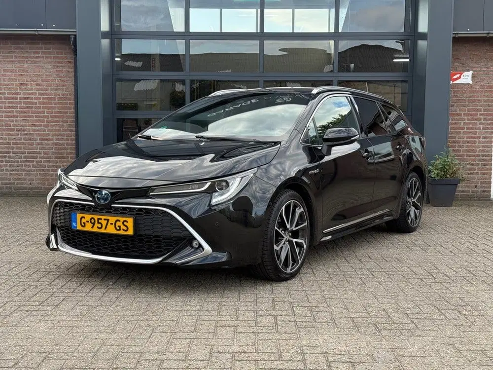 Toyota Corolla 2.0 Hybrid Executive N.A.P. uit 2019, foto 2