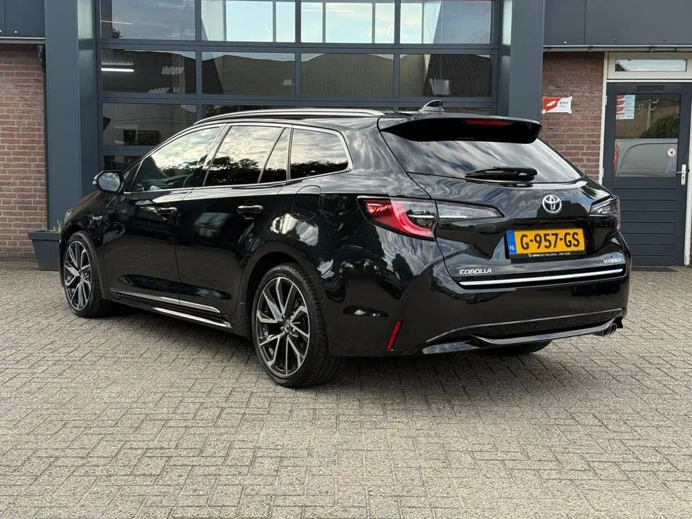 Toyota Corolla 2.0 Hybrid Executive N.A.P. uit 2019, foto 3