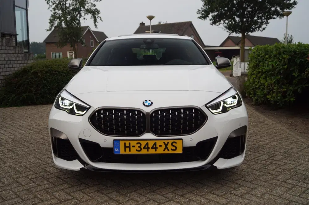 BMW 2-serie 2-serie Gran Coupé M235i xDrive High Execu uit 2020, foto 7
