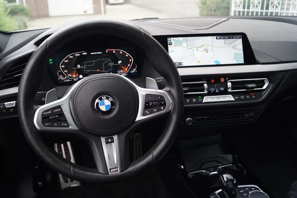 BMW 2-serie 2-serie Gran Coupé M235i xDrive High Execu uit 2020, foto 9