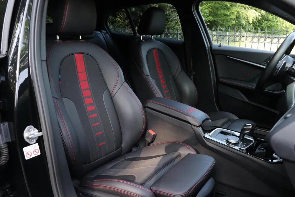 BMW 1-serie 128ti Executive uit 2021, foto 15