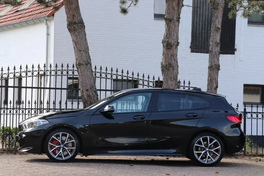 BMW 1-serie 128ti Executive uit 2021, foto 2