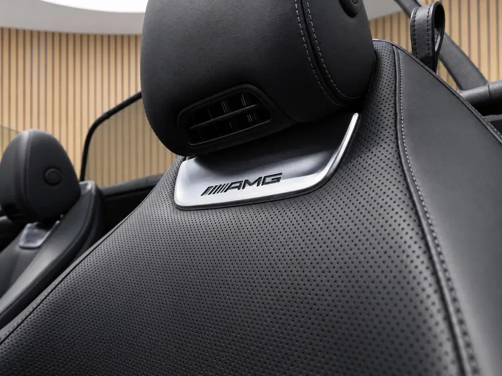 Mercedes-Benz SL AMG 63 4MATIC+ uit 2023, foto 15
