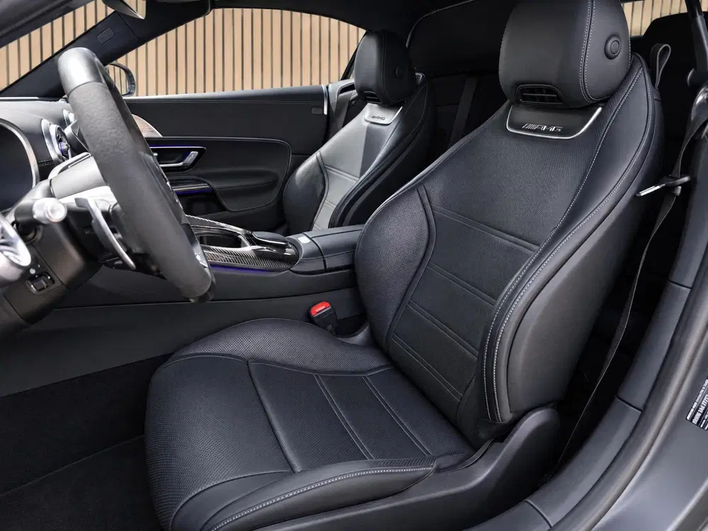 Mercedes-Benz SL AMG 63 4MATIC+ uit 2023, foto 8