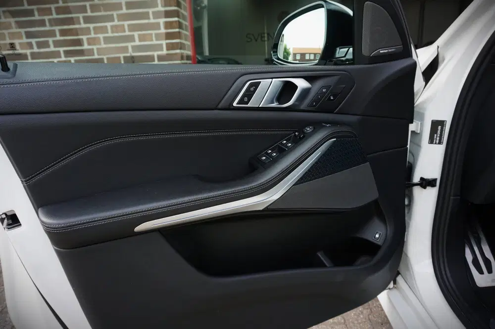 BMW X5 XDrive45e M-Sport Pano uit 2021, foto 10