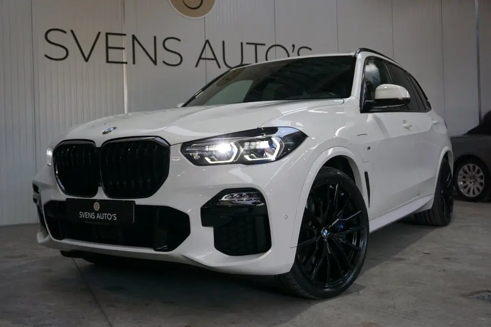 BMW X5 XDrive45e M-Sport Pano uit 2021, foto 11