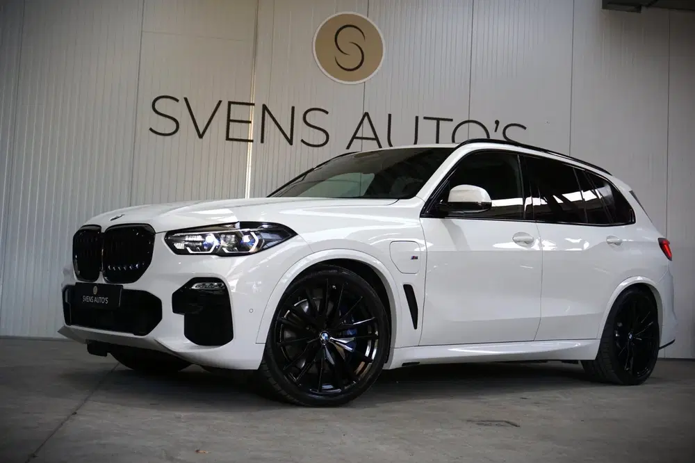 BMW X5 XDrive45e M-Sport Pano uit 2021, foto 2