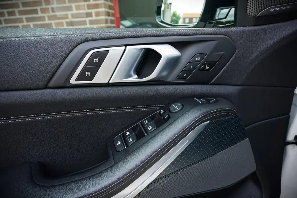 BMW X5 XDrive45e M-Sport Pano uit 2021, foto 6