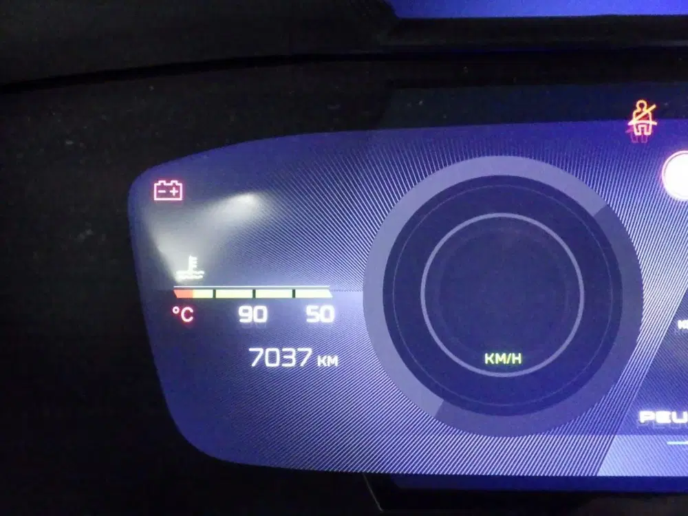 Peugeot 308 1.2 Hybrid 145 e-DCS6 GT Leder Alcantara uit 2025, foto 5