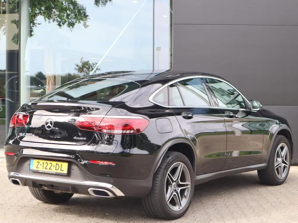 Mercedes-Benz GLC GLC-klasse Coupé 300e 4MATIC Business Solu uit 2021, foto 2