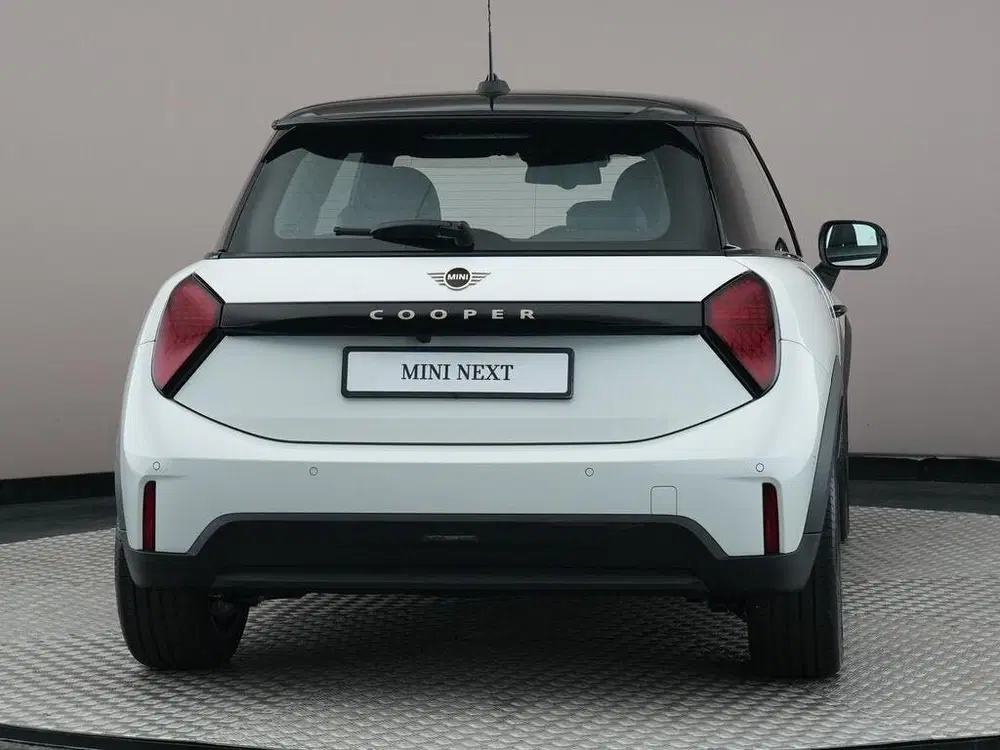 Mini Hatchback Cooper C Automaat uit 2026, foto 6