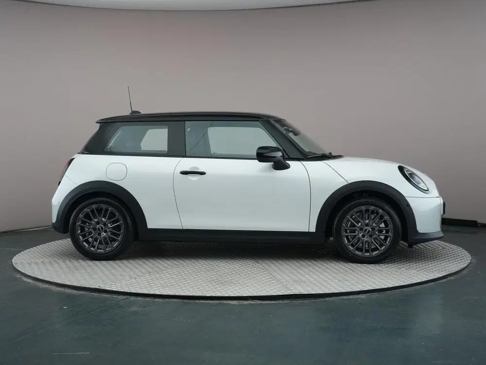 Mini Hatchback Cooper C Automaat uit 2026, foto 7