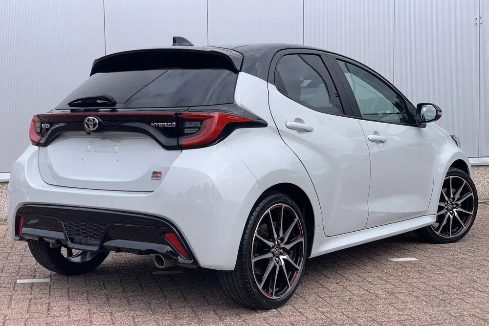 Toyota Yaris 1.5 Hybrid GR Sport uit 2023, foto 2