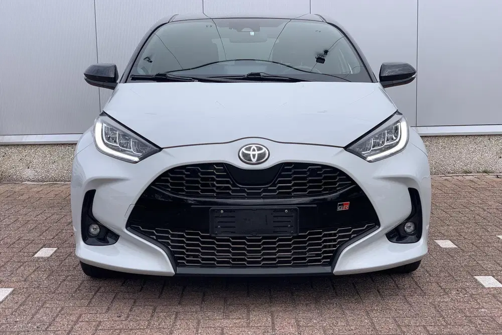 Toyota Yaris 1.5 Hybrid GR Sport uit 2023, foto 3