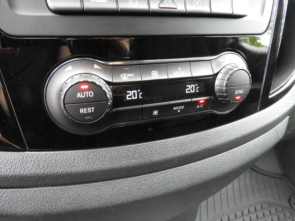 Mercedes-Benz Vito 119 CDI Lang AUT uit 2023, foto 11