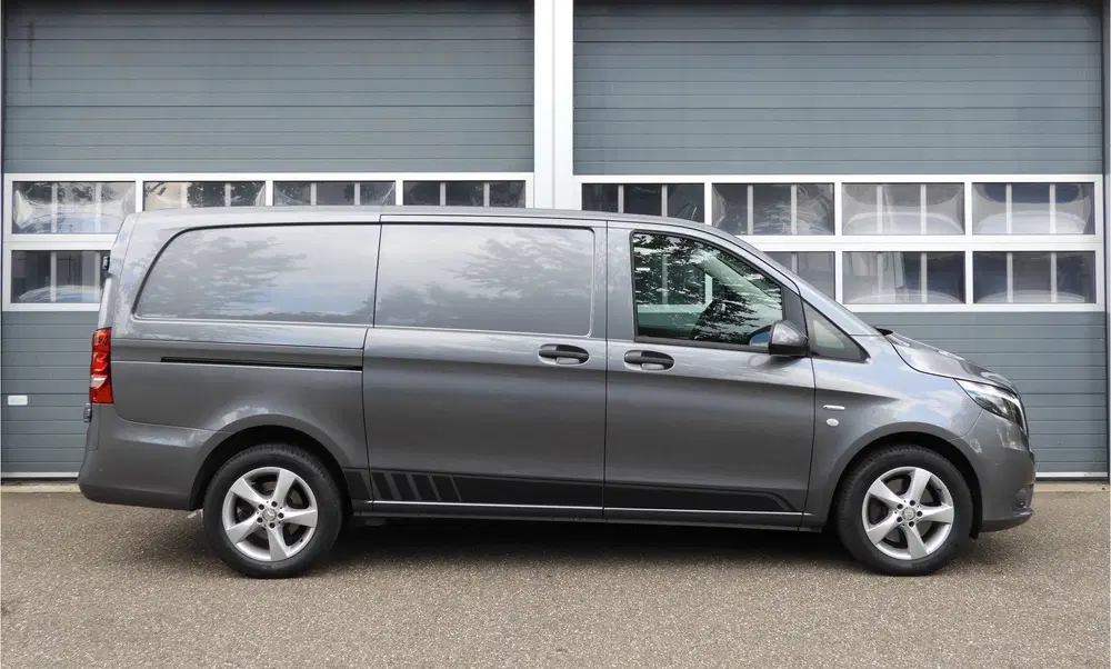 Mercedes-Benz Vito 119 CDI Lang AUT uit 2023, foto 4