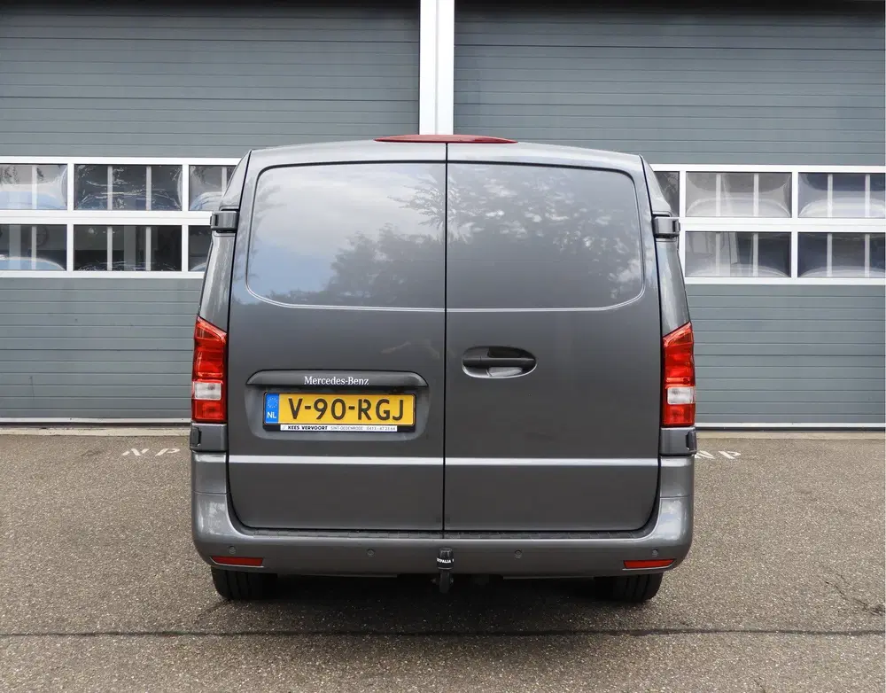 Mercedes-Benz Vito 119 CDI Lang AUT uit 2023, foto 6
