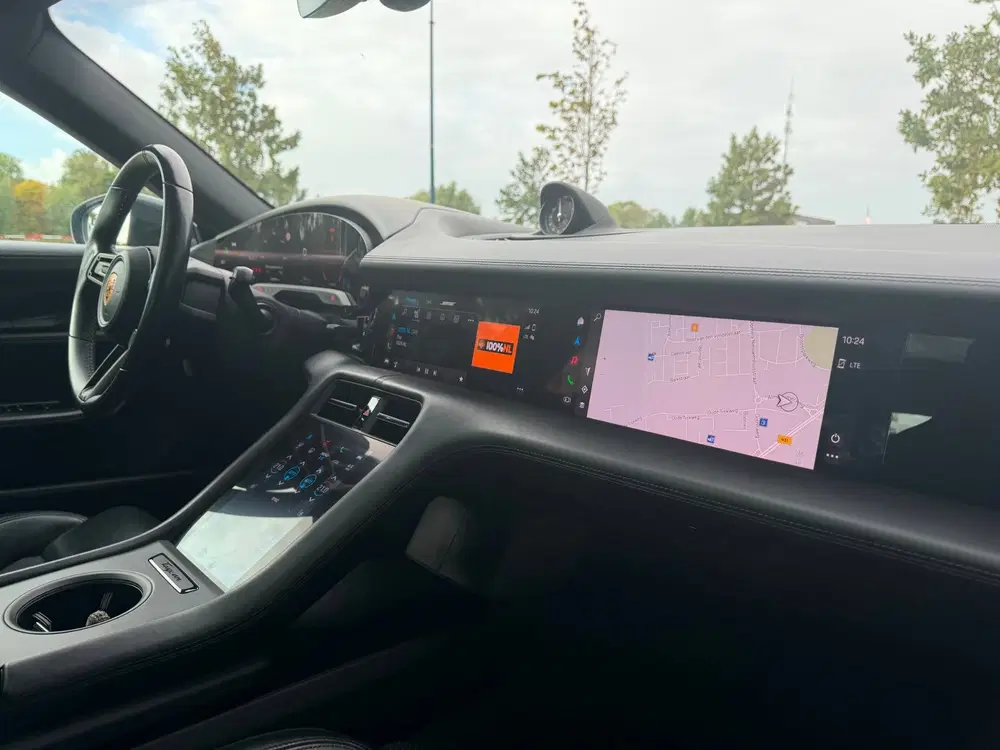 Porsche Taycan Performance 84 kWh l pano l bose l 360 cam uit 2022, foto 11