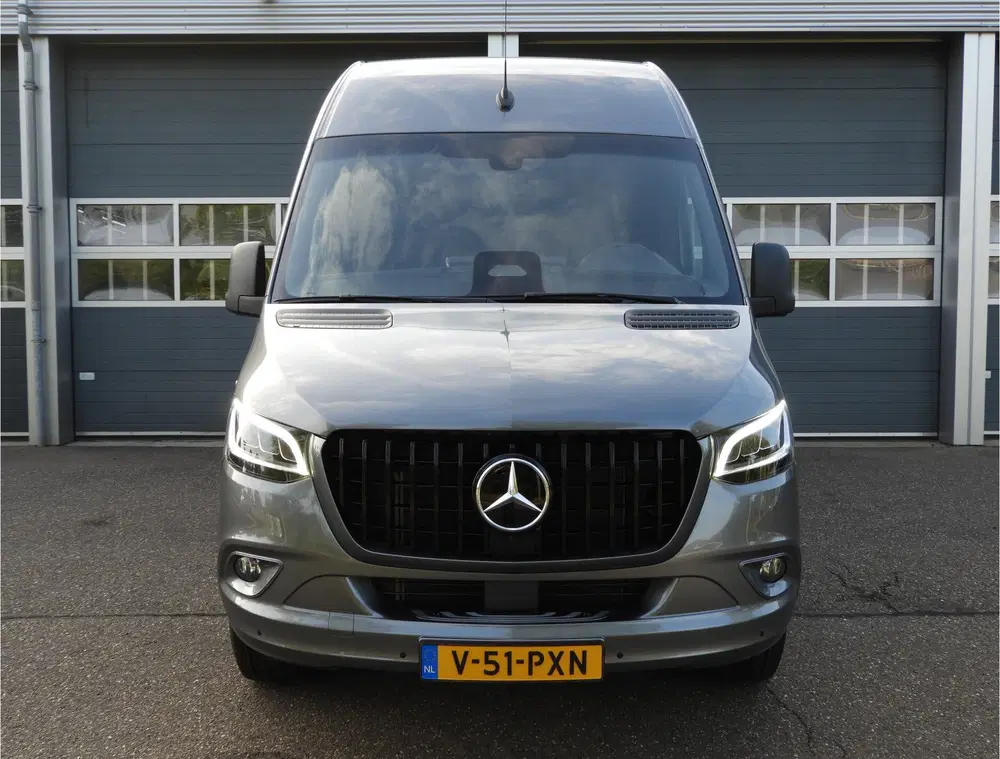 Mercedes-Benz Sprinter 317 1.9 CDI L2H2 RWD AUT uit 2024, foto 2