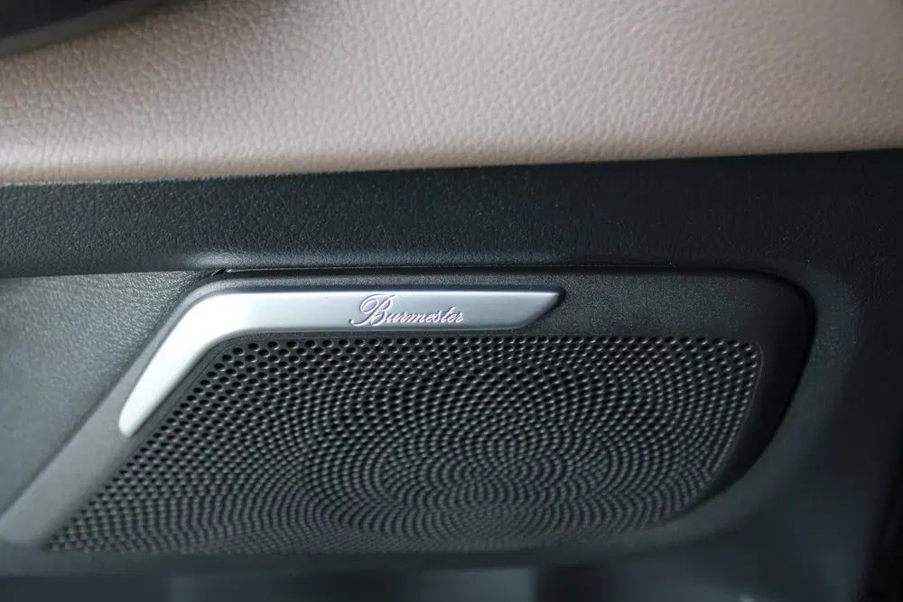Mercedes-Benz V-Klasse 300d uit 2023, foto 15