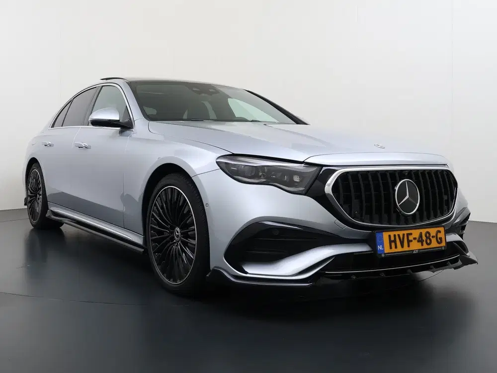 Mercedes-Benz E-Klasse 400 e 4MATIC AMG Line Wegklapbare tre uit 2024, foto 12