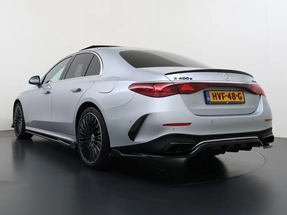 Mercedes-Benz E-Klasse 400 e 4MATIC AMG Line Wegklapbare tre uit 2024, foto 5