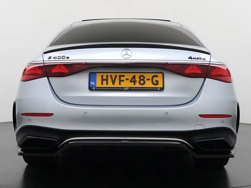 Mercedes-Benz E-Klasse 400 e 4MATIC AMG Line Wegklapbare tre uit 2024, foto 6