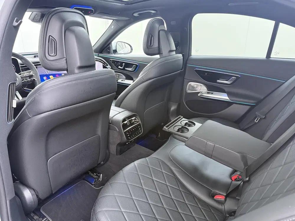 Mercedes-Benz E-Klasse 400 e 4MATIC AMG Line Wegklapbare tre uit 2024, foto 7