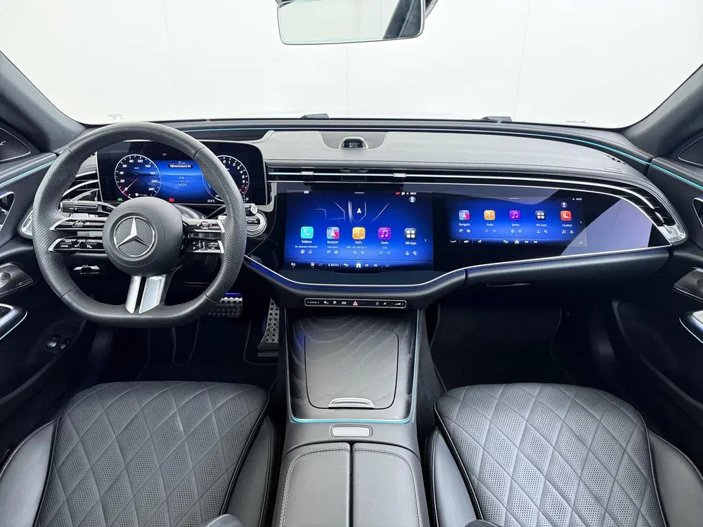 Mercedes-Benz E-Klasse 400 e 4MATIC AMG Line Wegklapbare tre uit 2024, foto 9