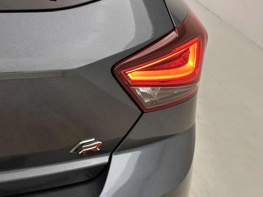 SEAT Ibiza 1.0 TSI FR Business Intense 116 PK uit 2020, foto 15