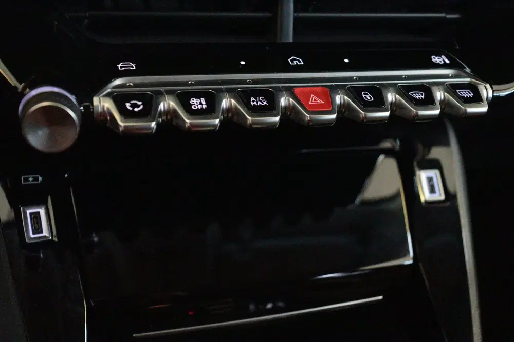 Peugeot 2008 EV Allure 54 kWh uit 2025, foto 7