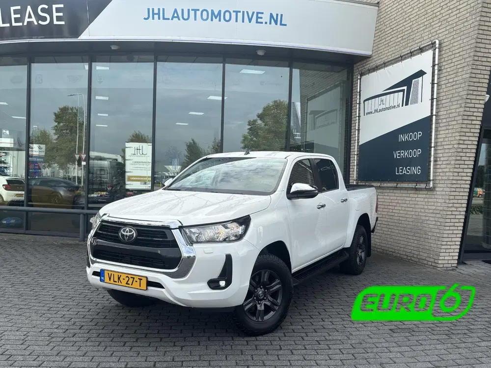 Toyota Hilux 2.4 D-4D*4X4*ACC*HAAK*CAM*ECC*TEL*3500KG*I uit 2021