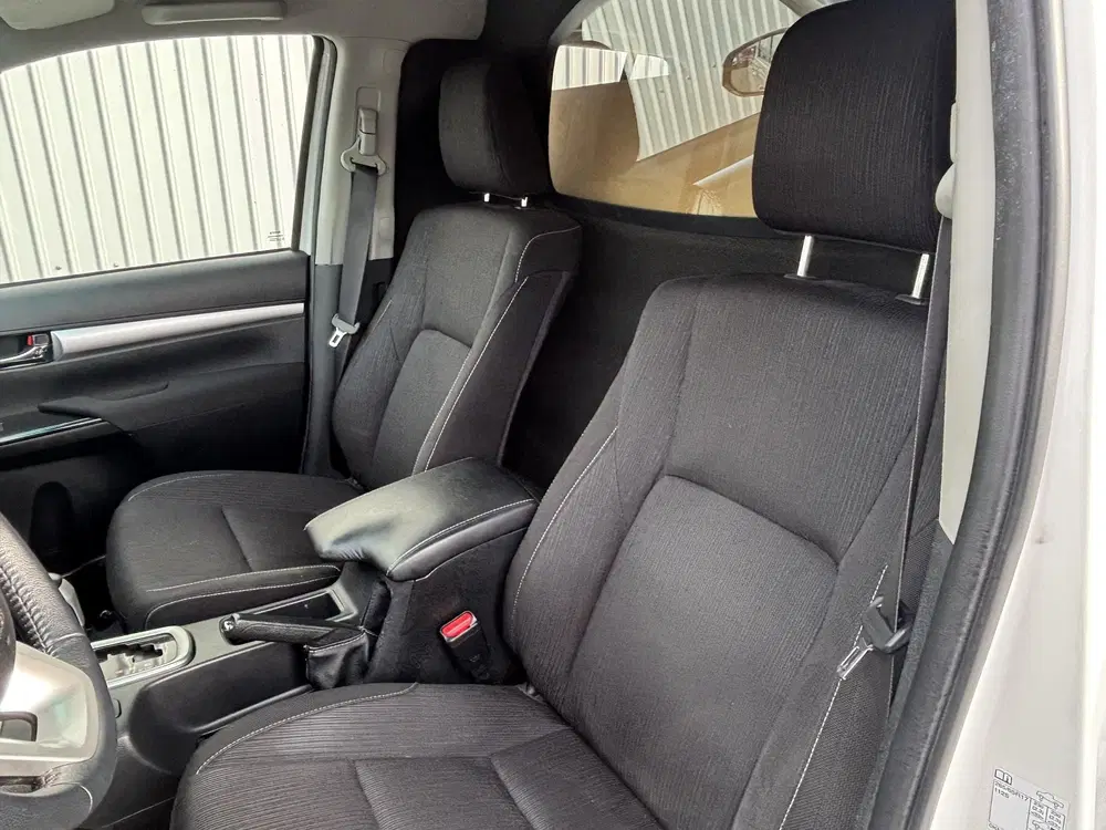 Toyota Hilux 2.4 D-4D*4X4*ACC*HAAK*CAM*ECC*TEL*3500KG*I uit 2021, foto 4