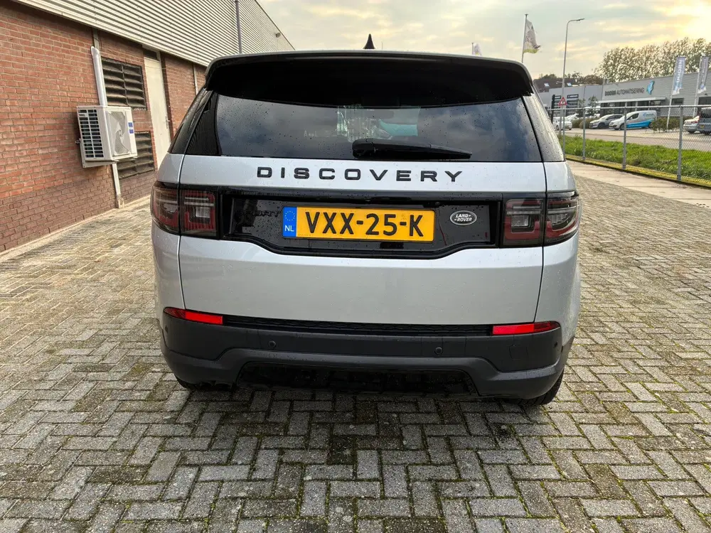 Land Rover Discovery Sport 2.0 D 165PK R-Dynamic aut 4x4 uit 2021, foto 7