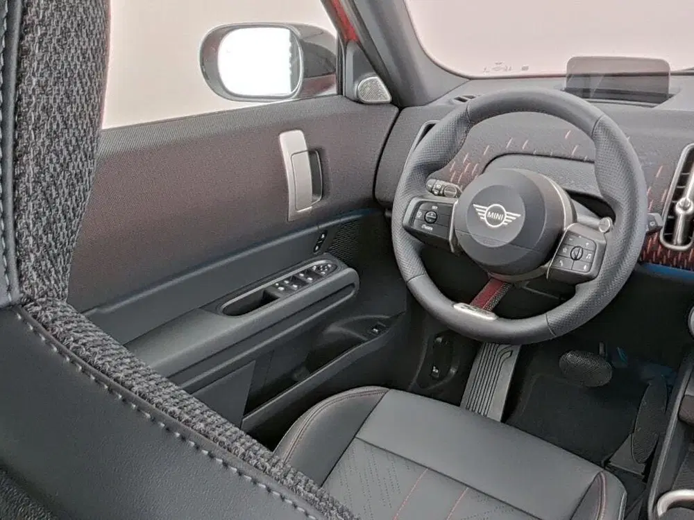 Mini Countryman C Automaat uit 2026, foto 3