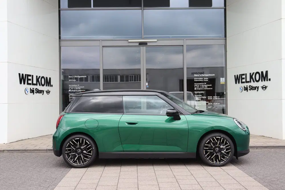 Mini Hatchback Cooper SE uit 2026, foto 9