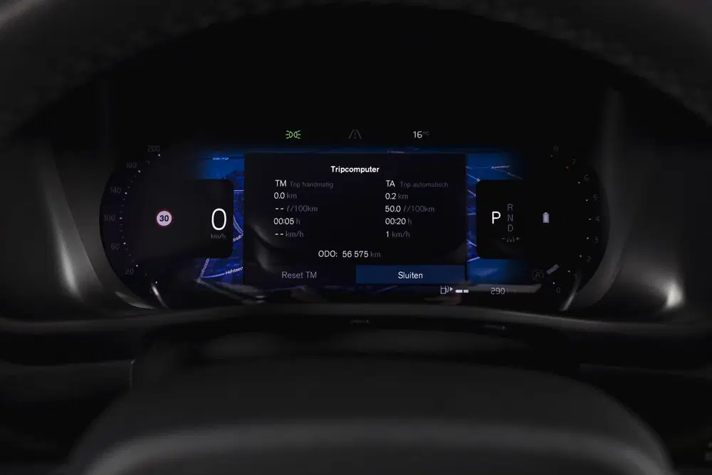 Volvo XC40 2.0 B3 165 PK Core uit 2023, foto 4
