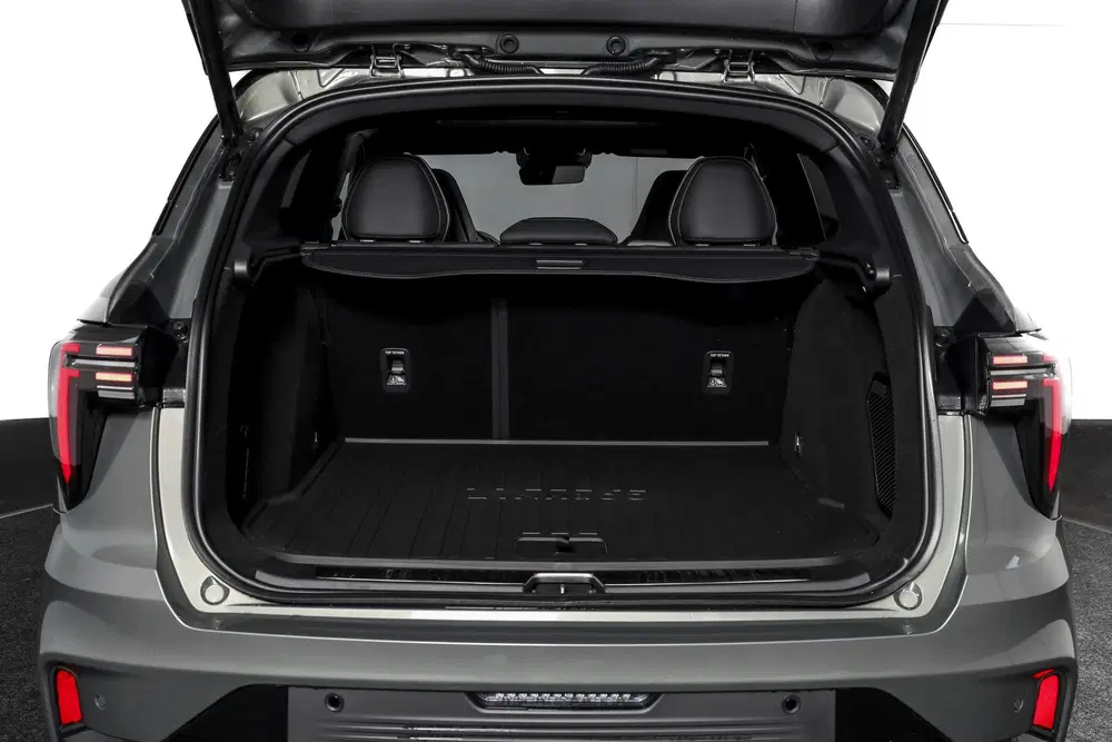 Lynk & Co 01 1.5 PHEV 276 PK More uit 2026, foto 9