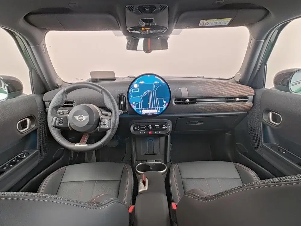 Mini Hatchback Cooper C Automaat uit 2025, foto 3