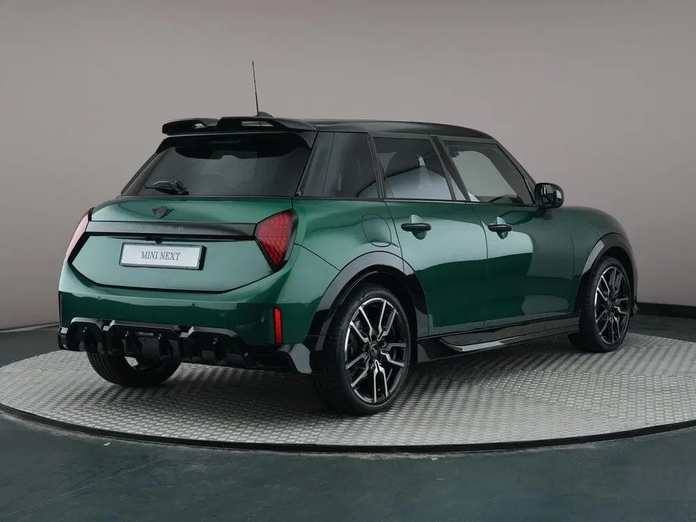 Mini Hatchback Cooper C Automaat uit 2025, foto 8